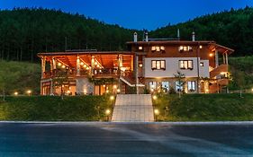 Alpine Garden Hotel